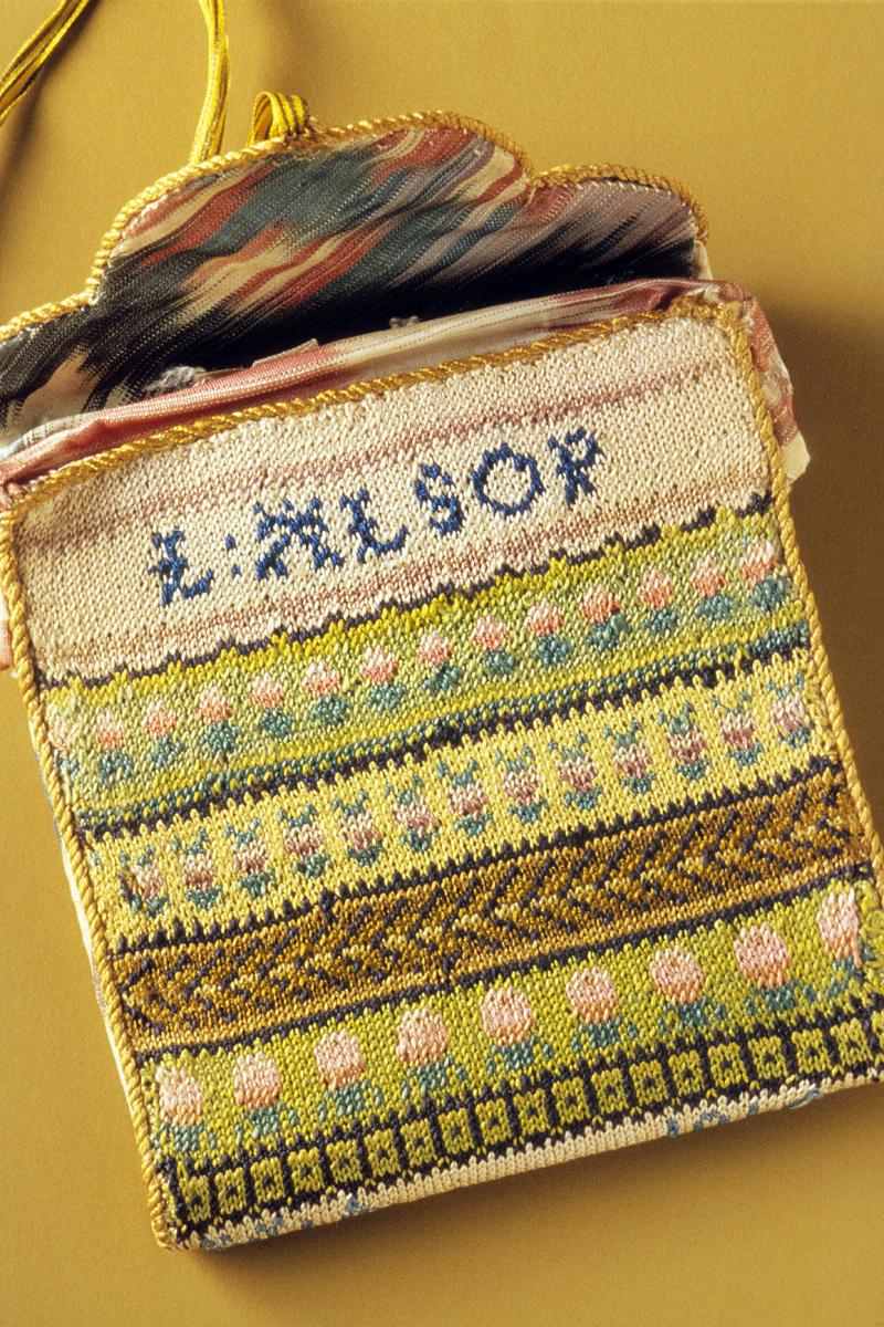 1955.0003.005 Knitting Needle Case, View 2