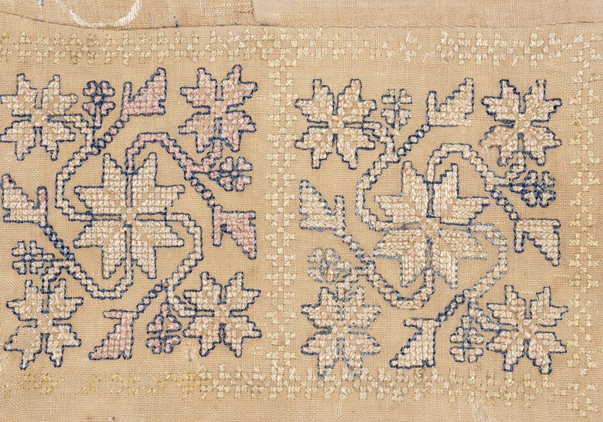 1961.0356 Sampler, detail 3