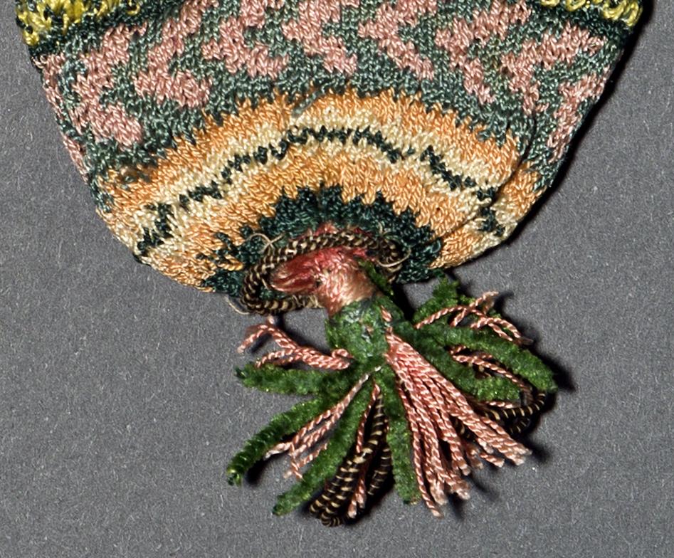 1955.0003.010 Purse, Detail 2