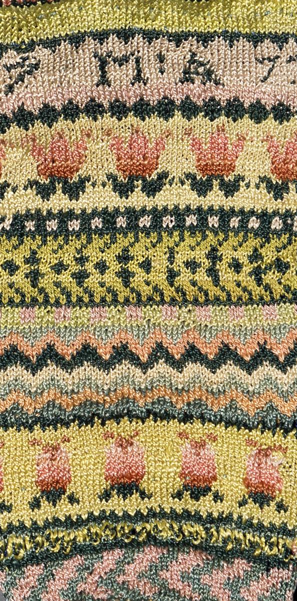 1955.0003.010 Purse, View 2 Detail