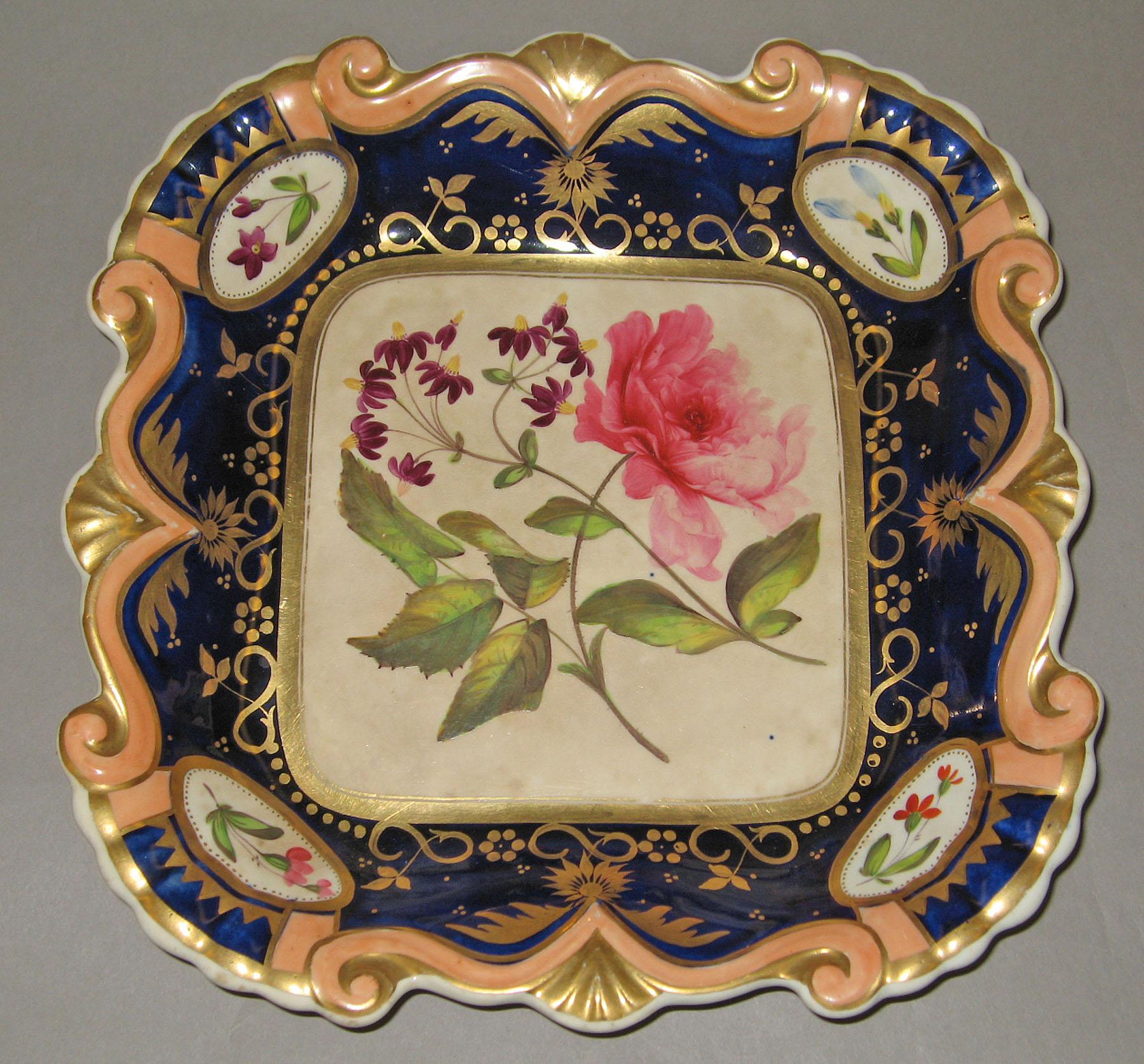 1961.0386.002 Bone-china dish
