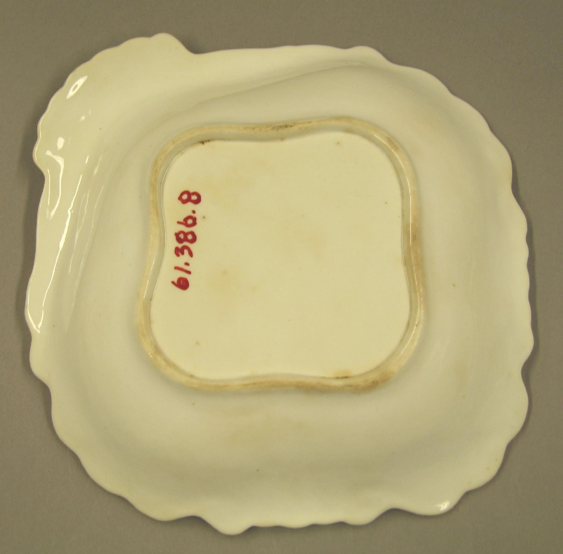 1961.0386.008 Bone china dish (underside)