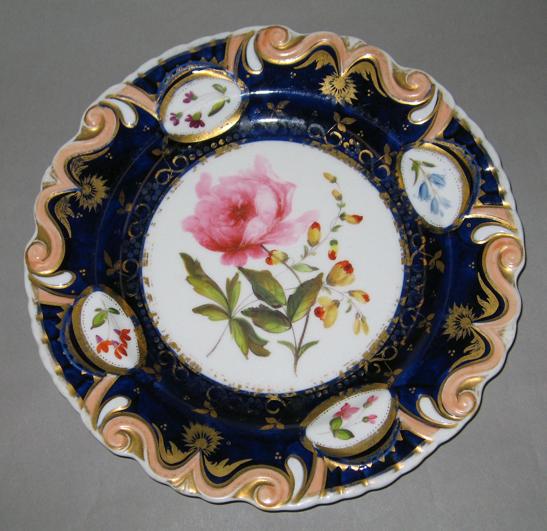 1961.0386.013 Bone-china plate