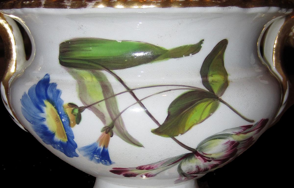 1961.0386.030 A, B Bone china sauce tureen side 2 detail