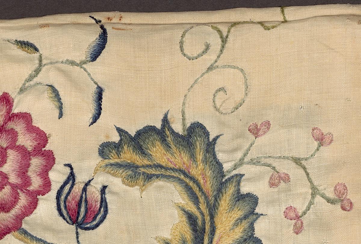 1961.0404 Crewelwork Fragment, Detail 3