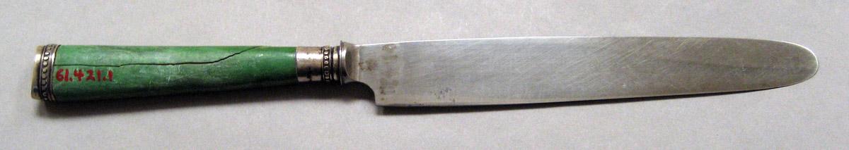 1961.0421.001 Silver and ivory knife underside
