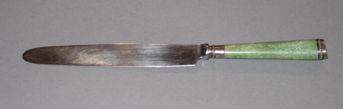 1961.0421.008 Knife