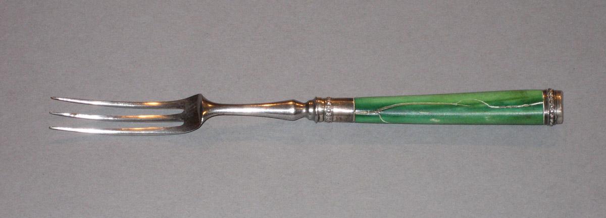 1961.0421.019 Fork