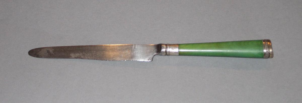 1961.0421.021 Knife