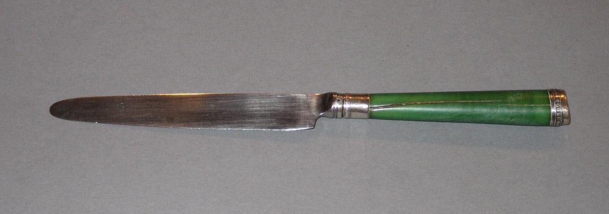 1961.0421.023 Knife