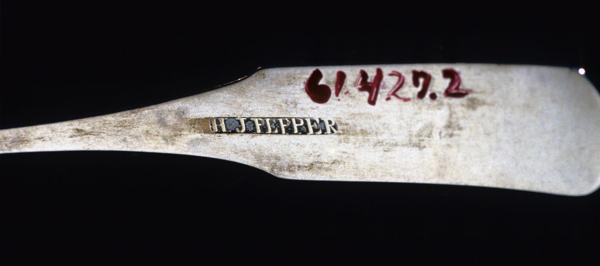 1961.0427.002 Spoon, Teaspoon, detail 1