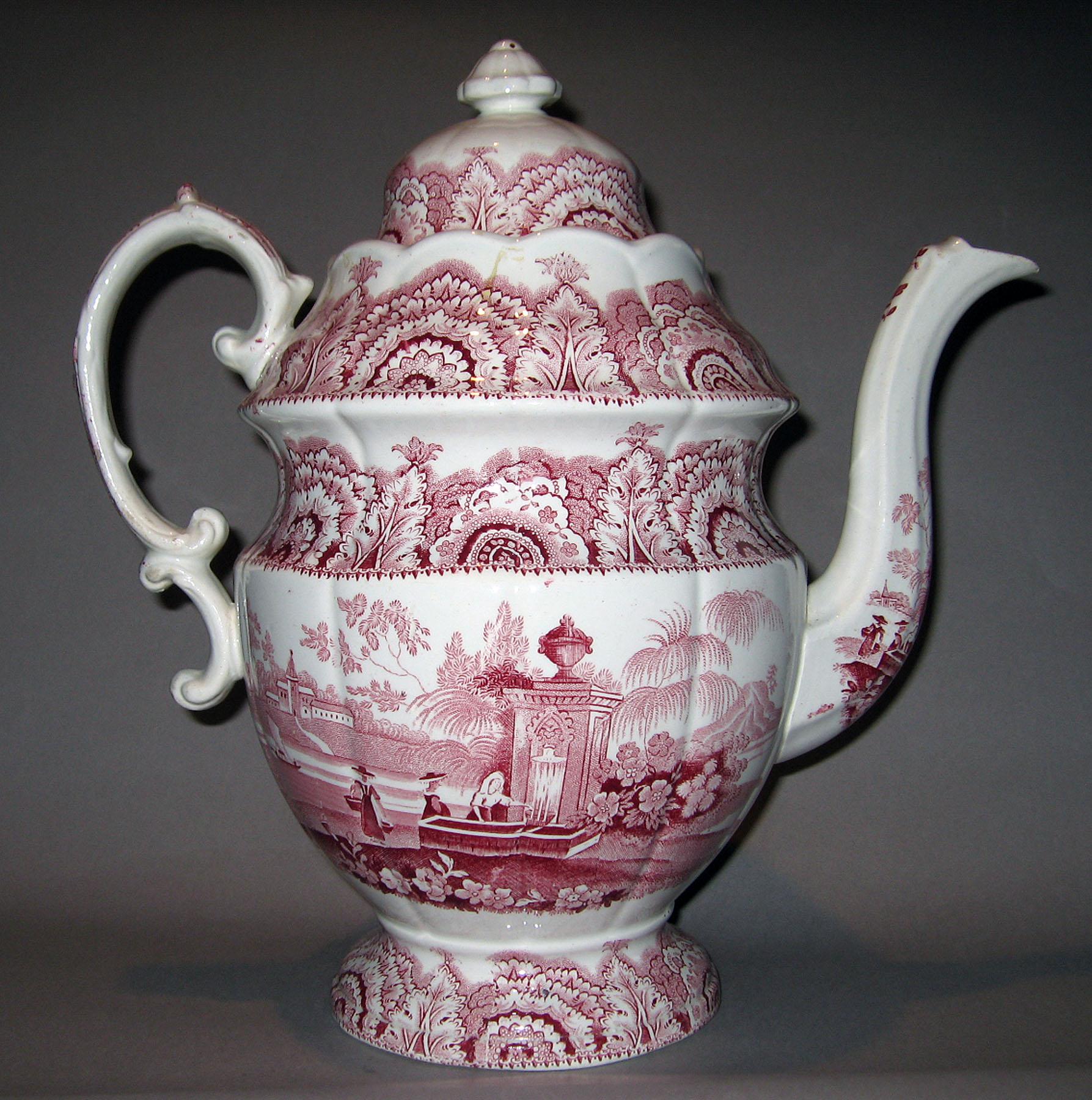 1961.0450 Earthenware coffee pot