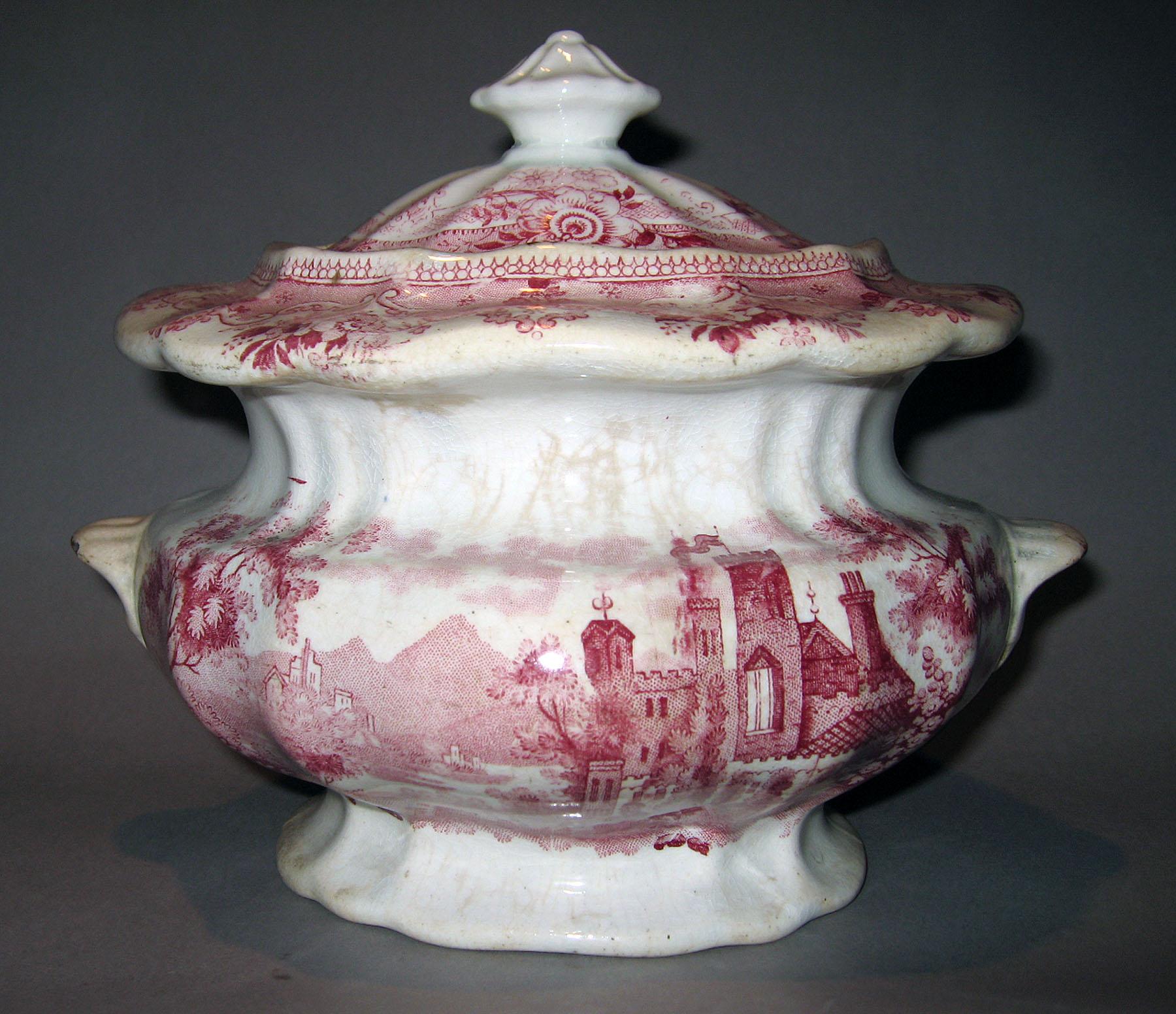 1961.0453.002 Earthenware sugar bowl