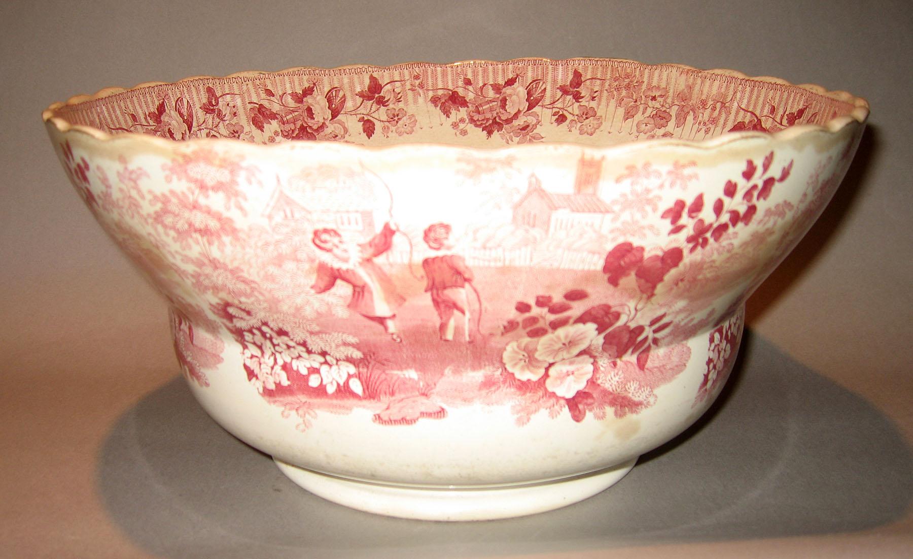 1961.0455 Red transfer printed bowl