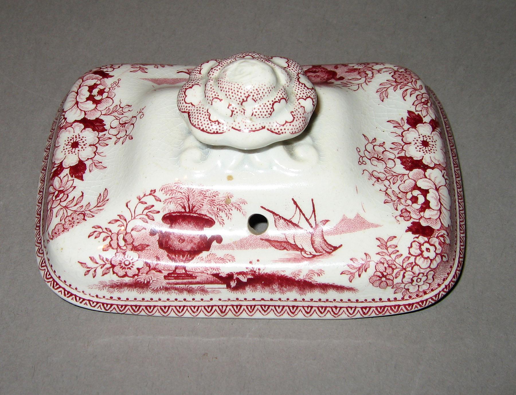1961.0461 Pink transfer canova pattern teapot cover