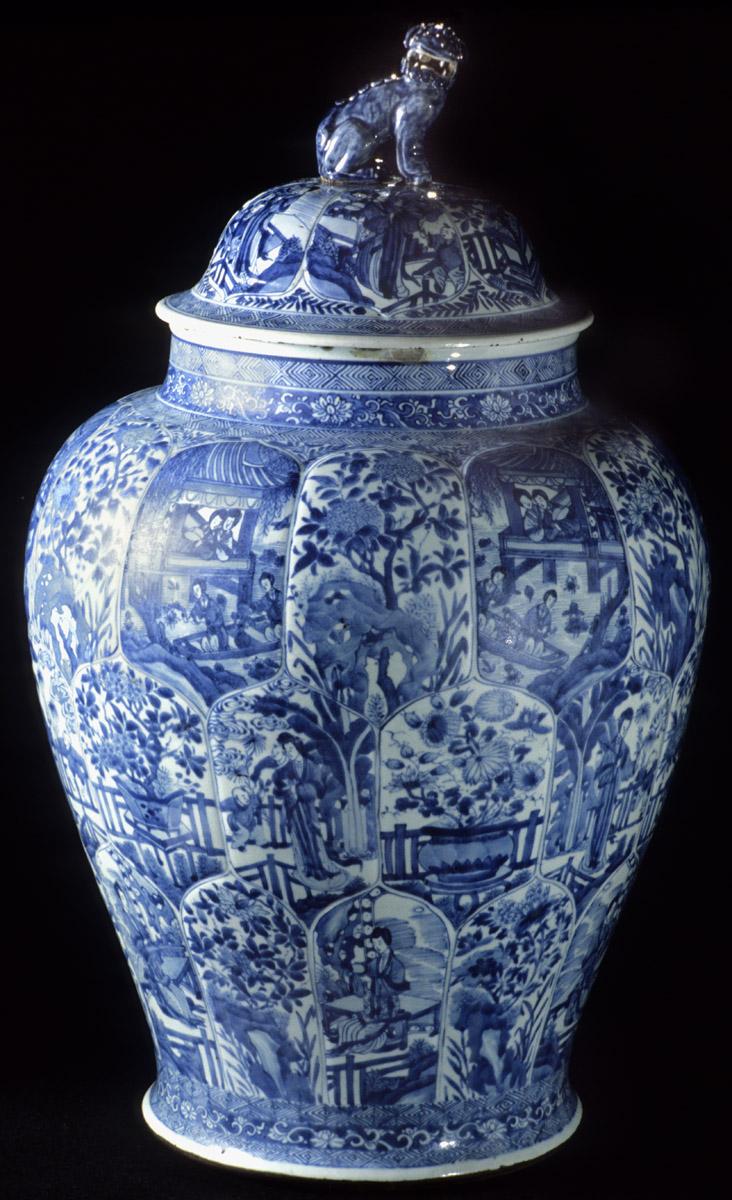 1961.0466 A, B Jar, view 2