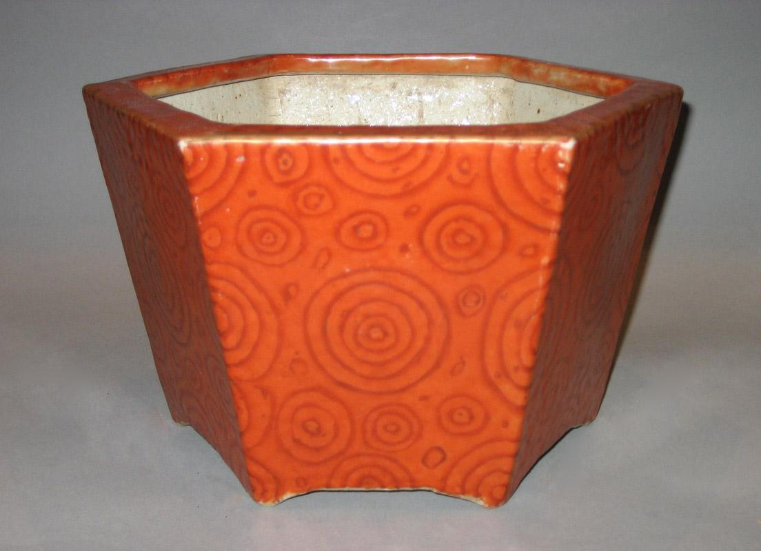 1961.0468.001 Flower container