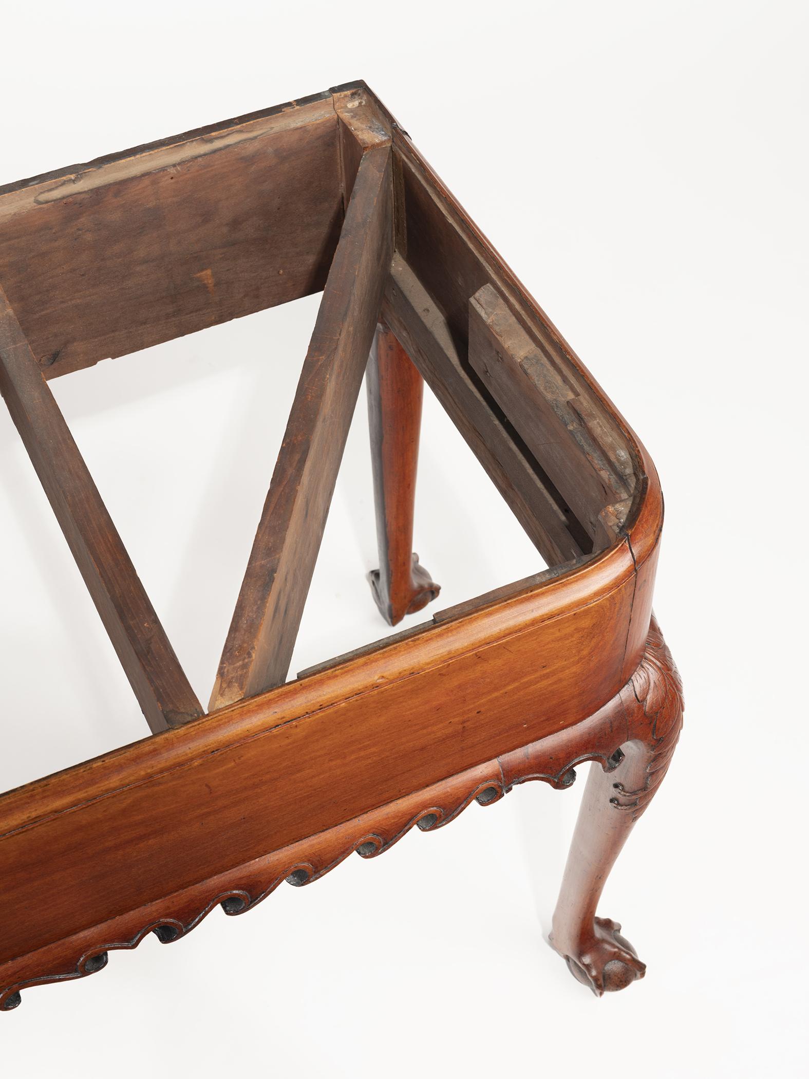 1955.0015.001 Table, Slab table, detail 1