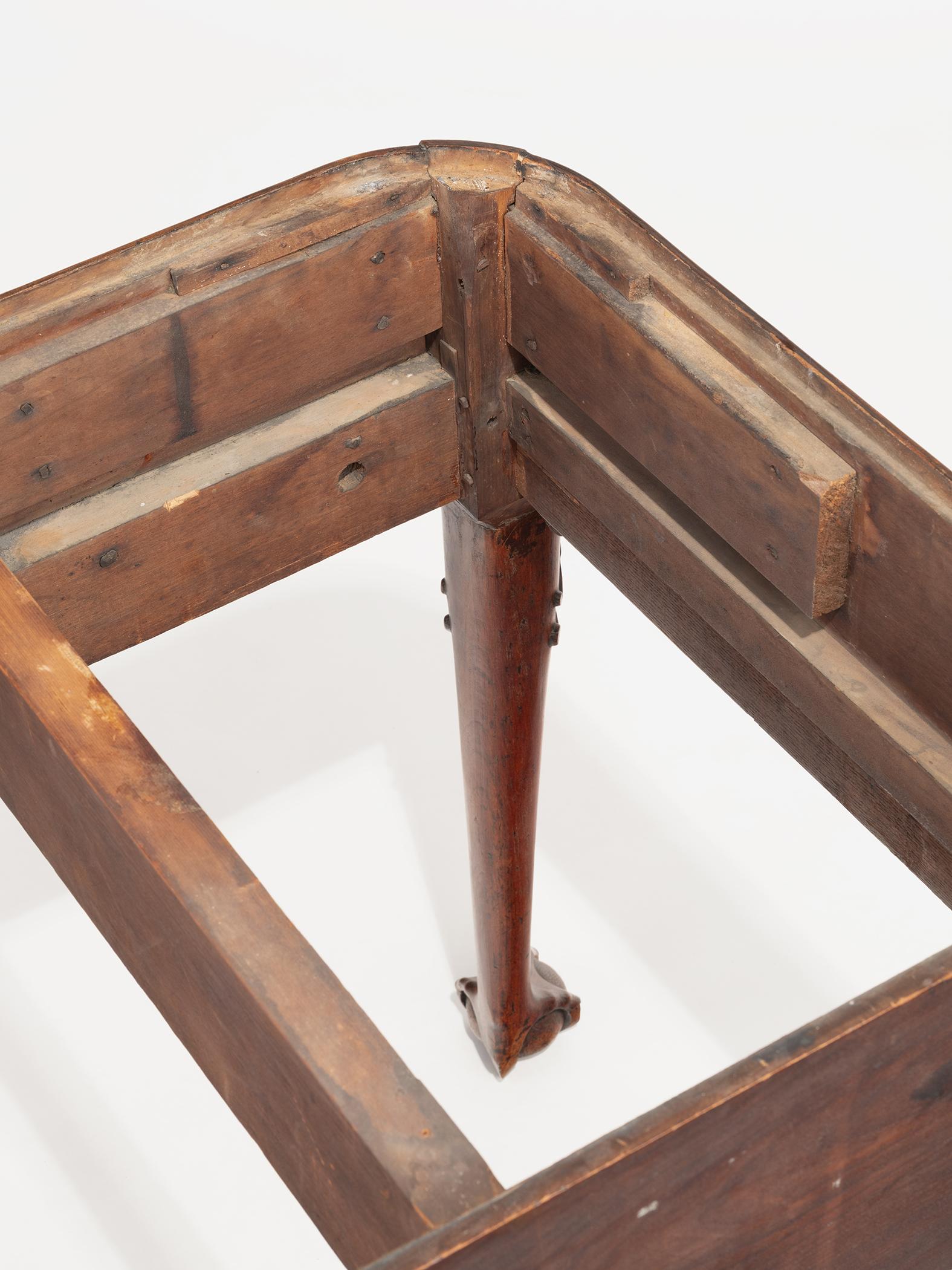 1955.0015.001 Table, Slab table, detail 4