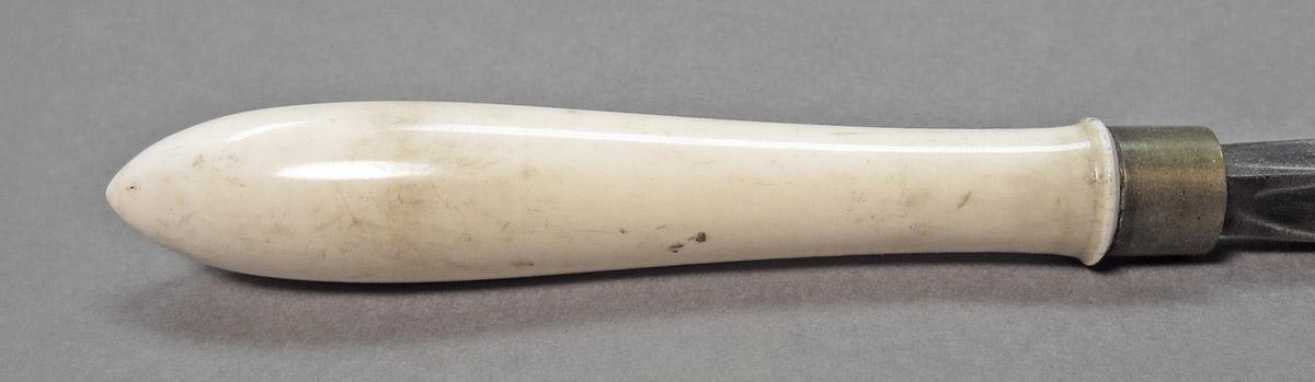 1961.0493.016, Scraper, handle