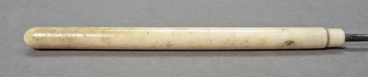 1961.0493.020, Burin, handle