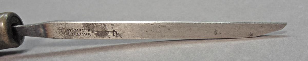 1961.0493.036, Burin, blade