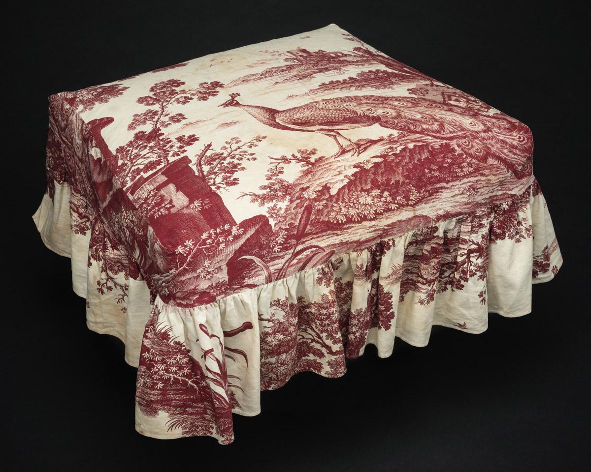 1955.0015.005 Slip cover, view 2