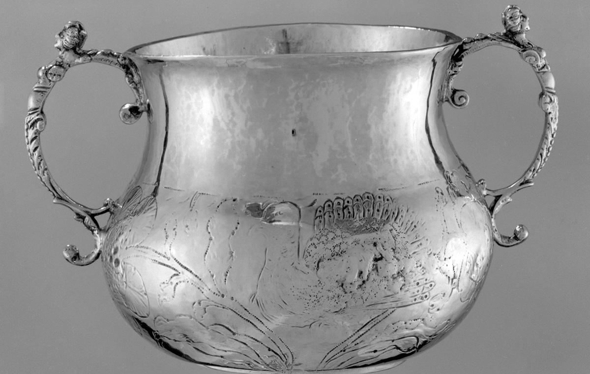 1961.0504 Caudle cup (bw)