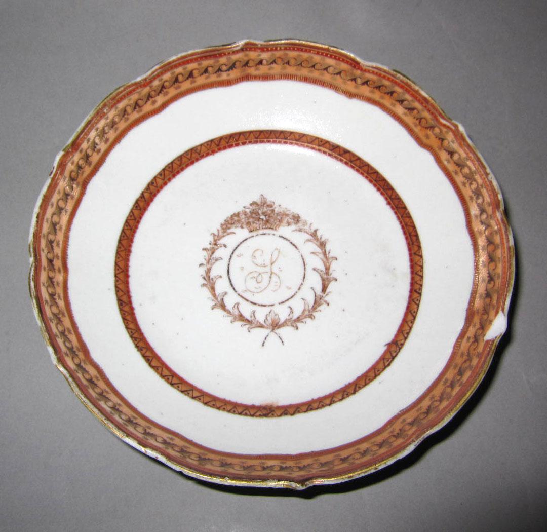1961.0517.011 Porcelain saucer retake