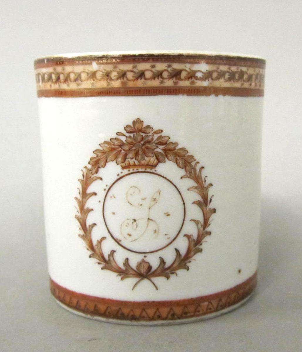 1961.0517.014 Porcelain coffee cup medallion