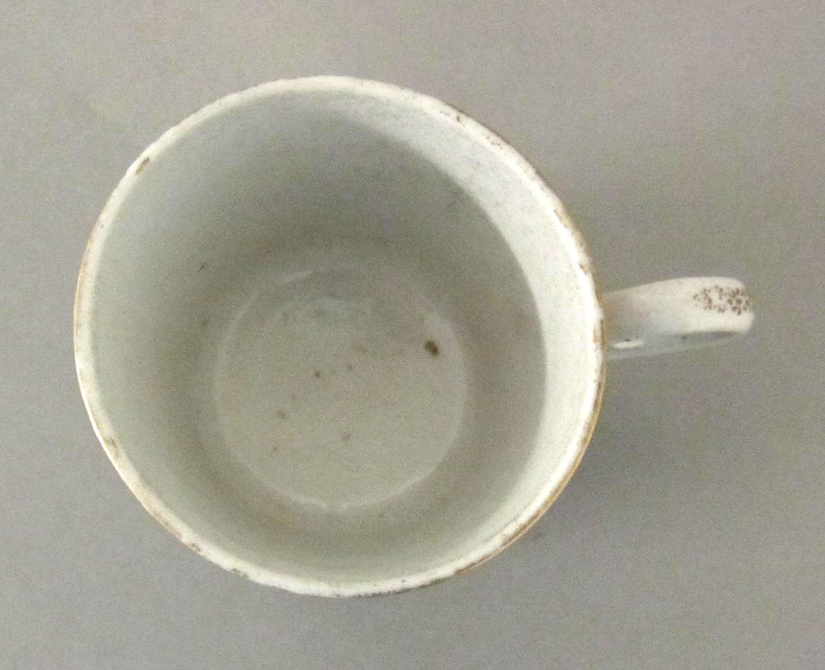 1961.0517.015 Porcelain coffee cup top