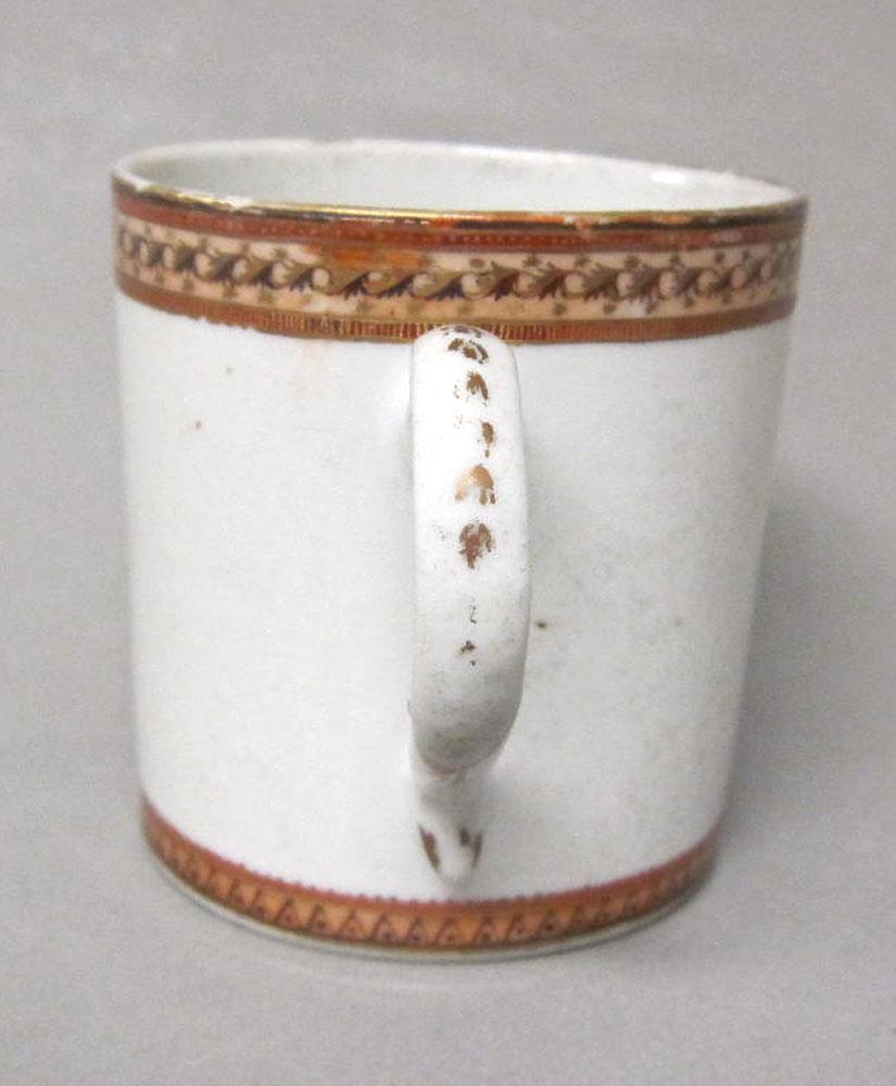 1961.0517.017 Porcelain coffee cup handle retake