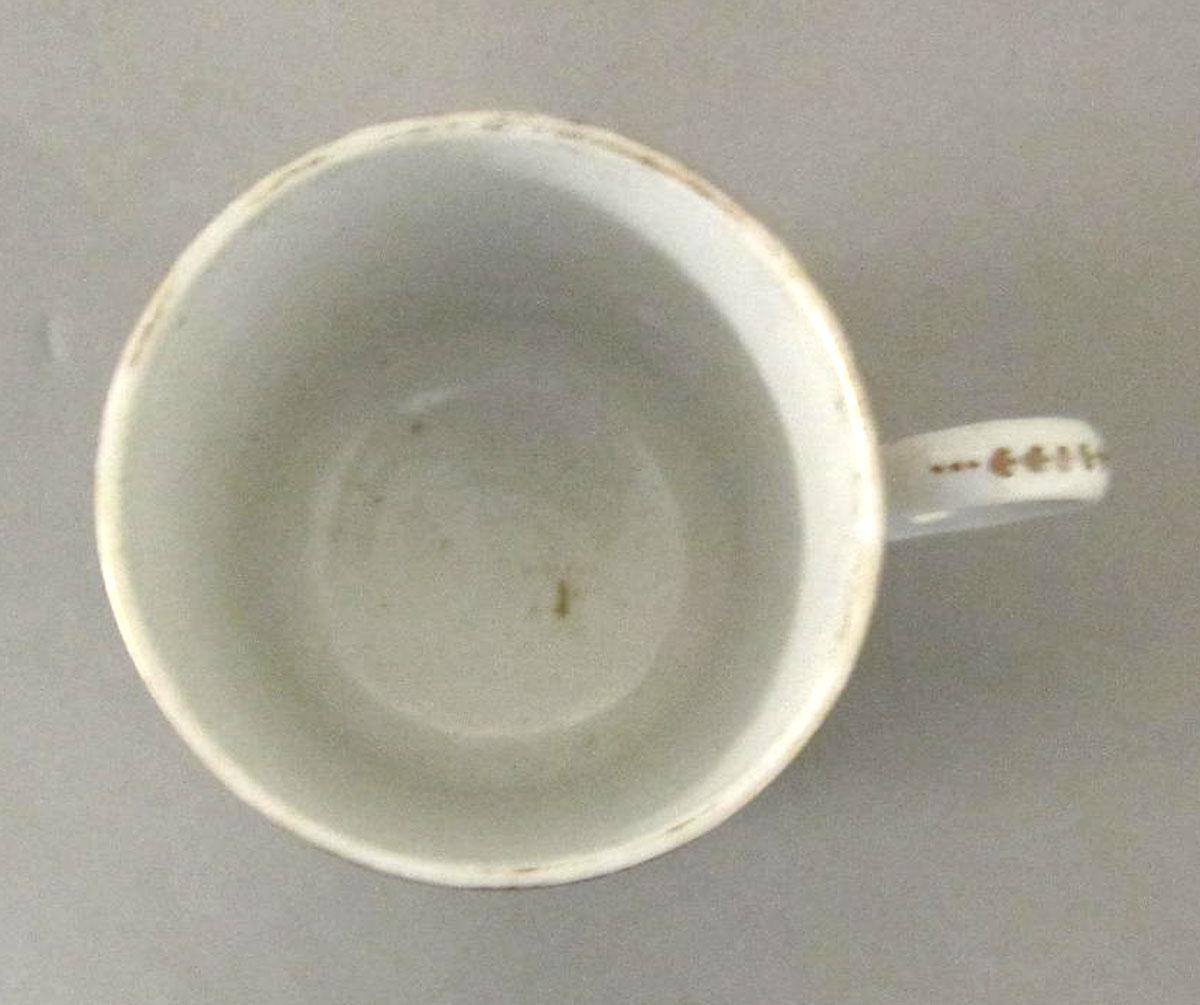 1961.0517.019 Porcelain coffee cup top