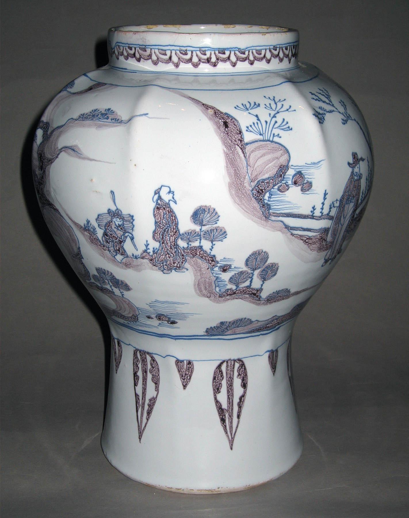 1961.0534.001 Tin-glazed earthenware vase