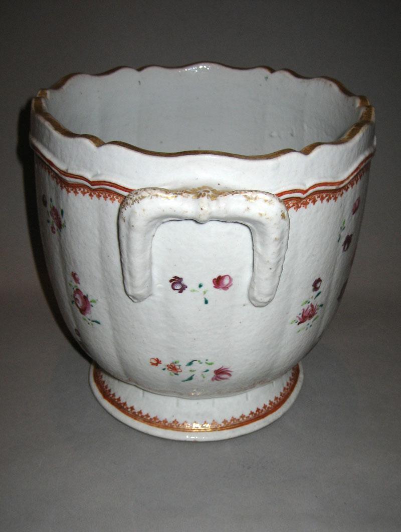 1957.0536.001 Cachepot side
