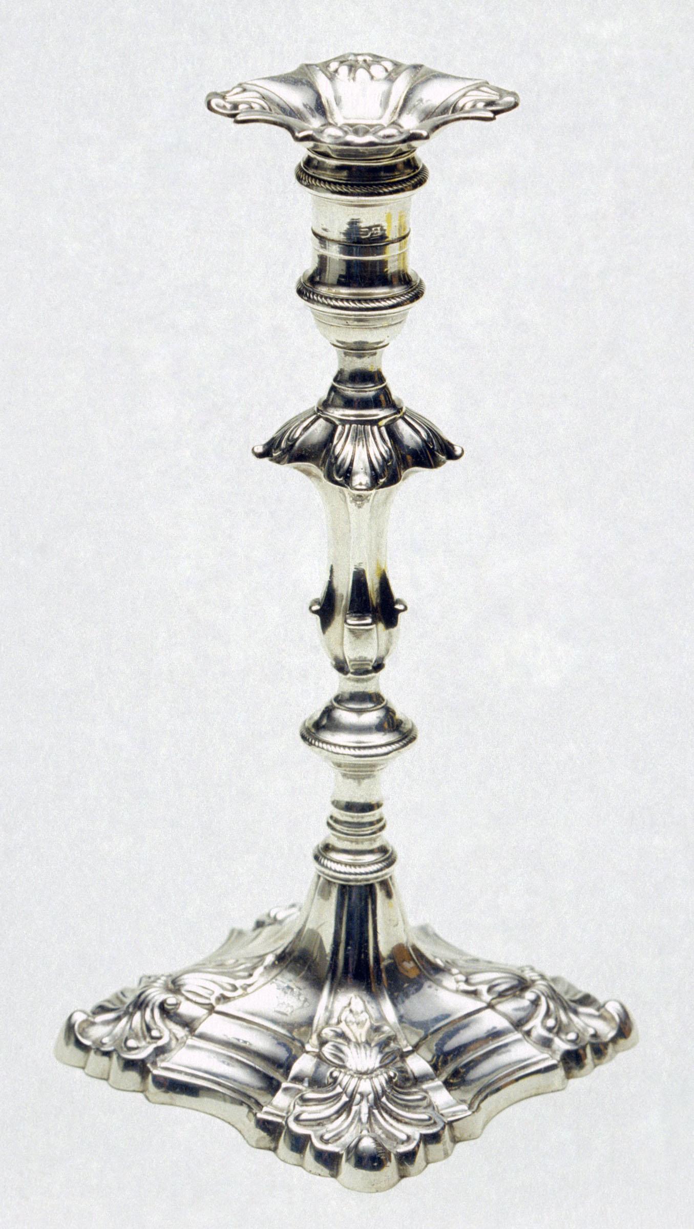 1961.0546.001 A, B Candlestick, view 1