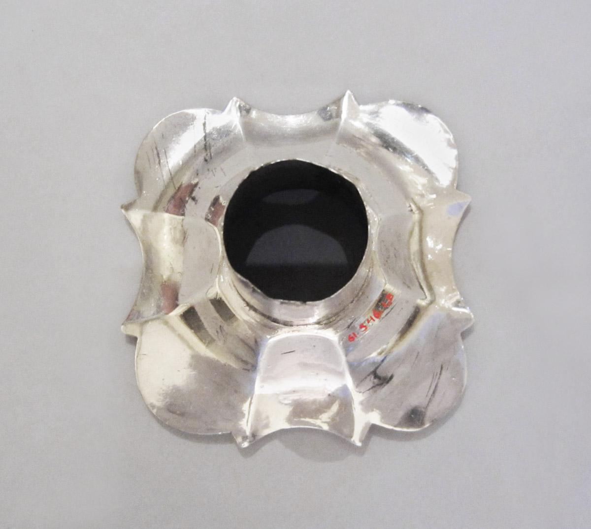1961.0546.001 B Candlestick, bobeche, underside