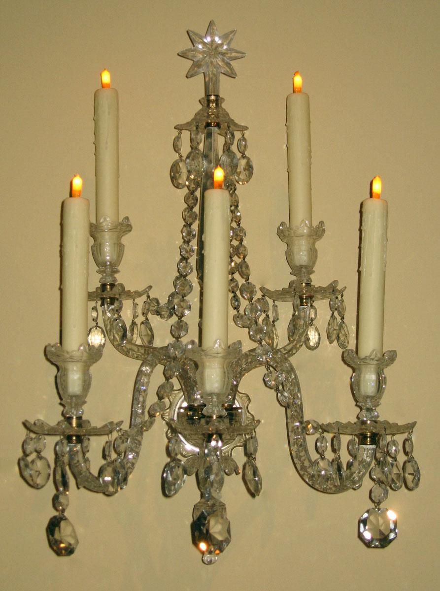 1961.0549.001 Glass sconce