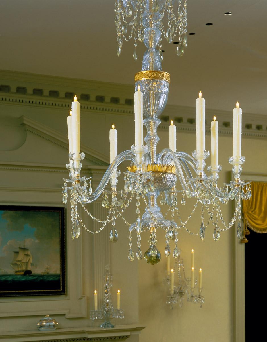 1961.0581 Chandelier (view 2)
