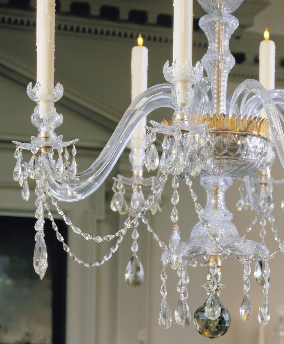 1961.0581Chandelier (detail 1)