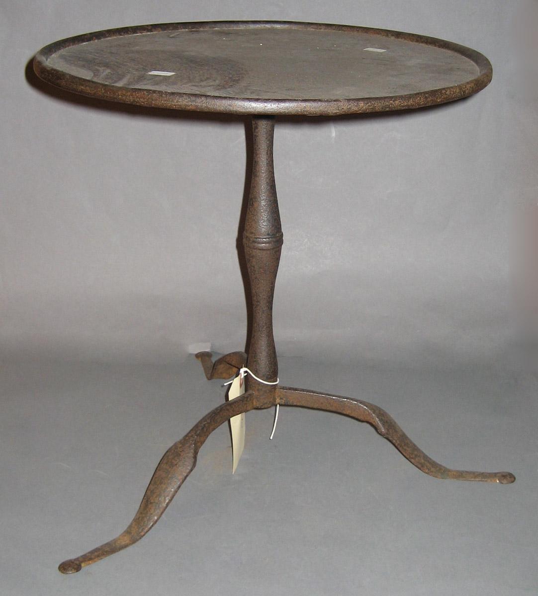 1961.0590 Table