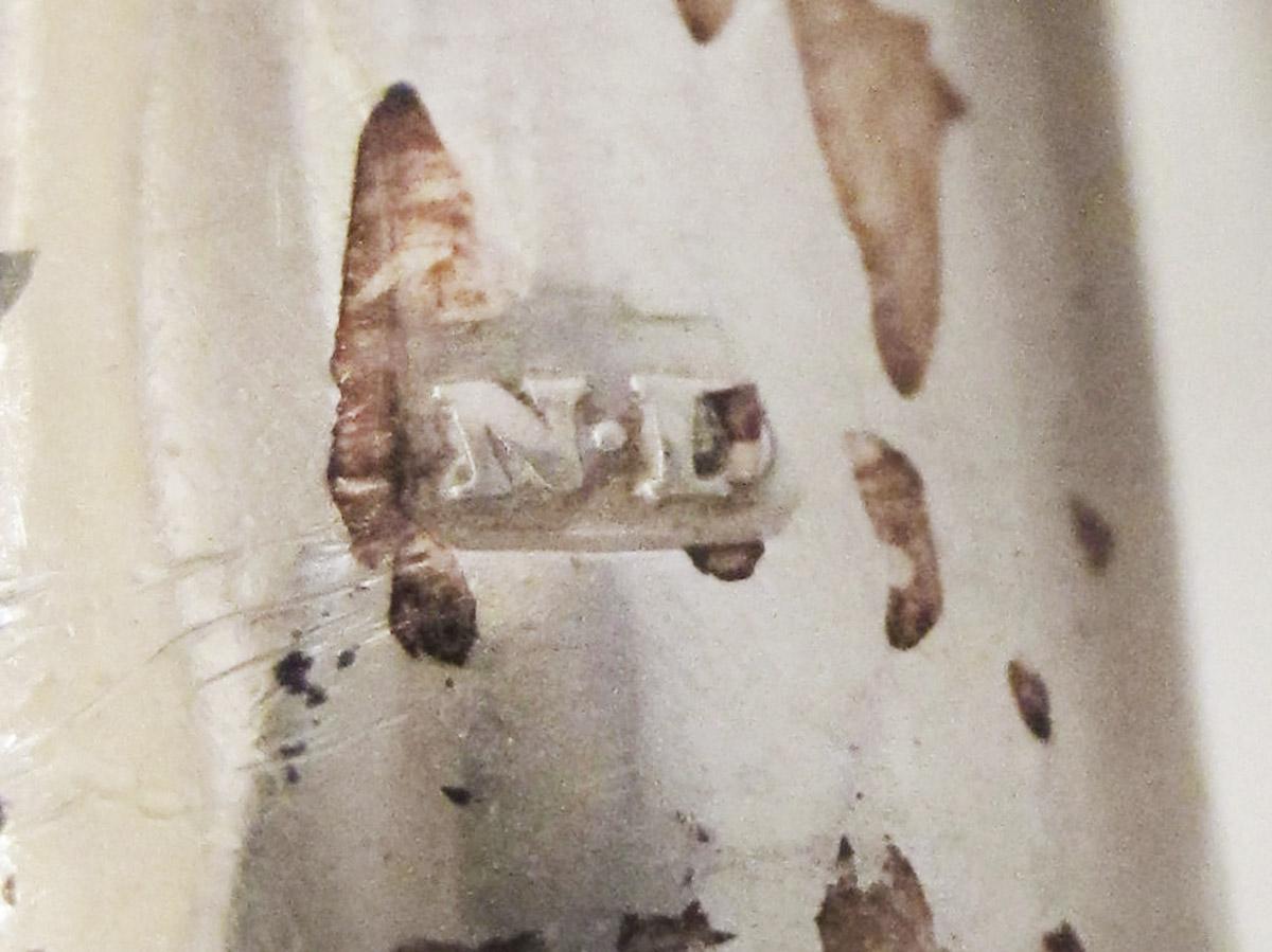 1961.0592.001 C Candelabrum, mark 18