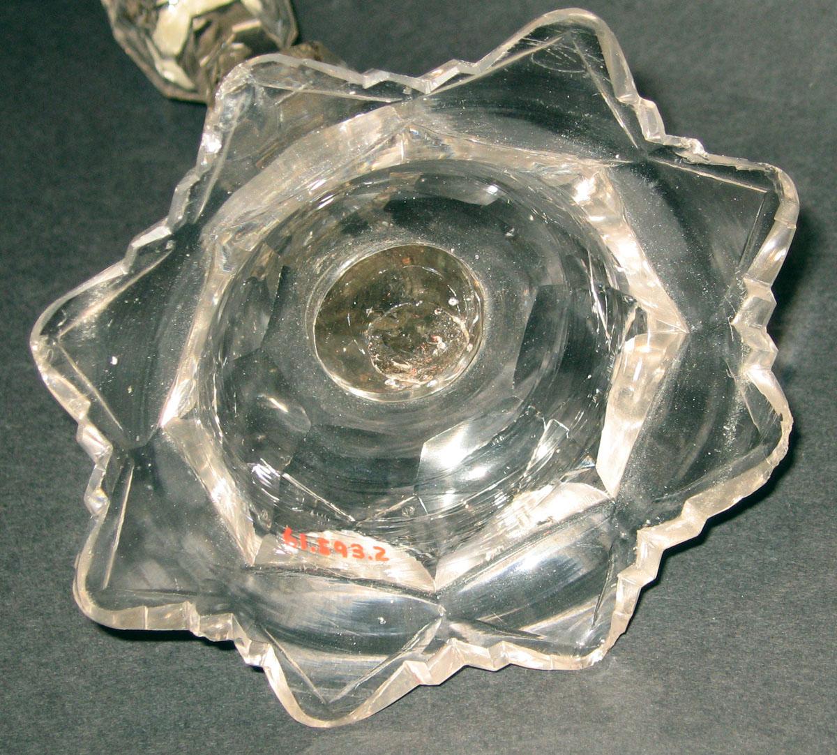 1961.0593.002 Glass candlestick (underside)
