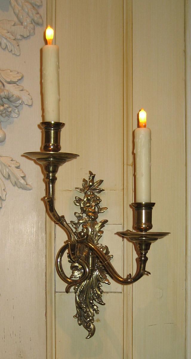 1961.0596.002 Sconce