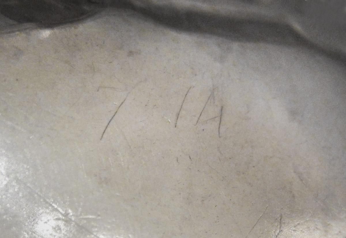 1961.0599 Salver, inscription 1