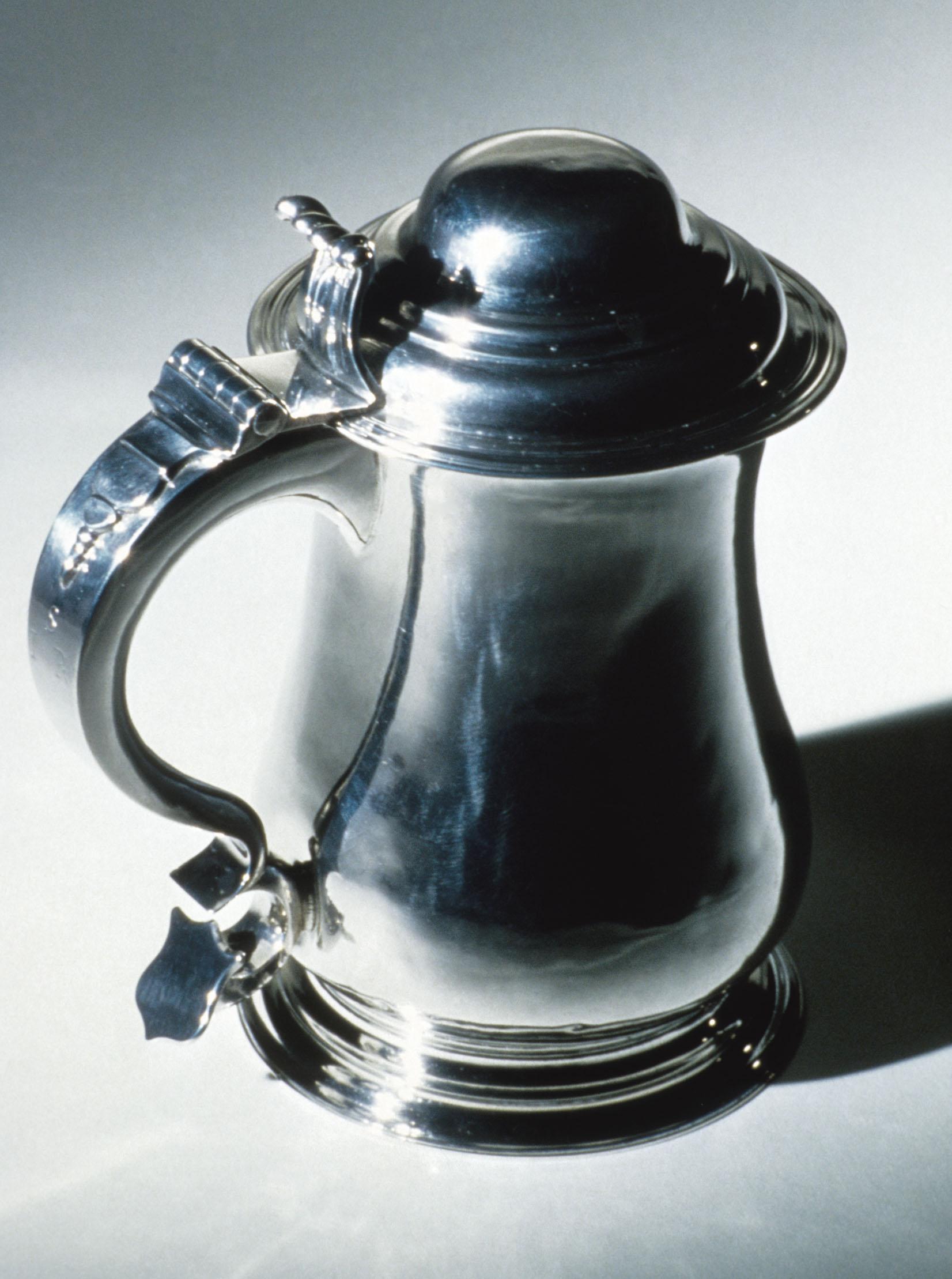 1961.0620 Tankard, view 2
