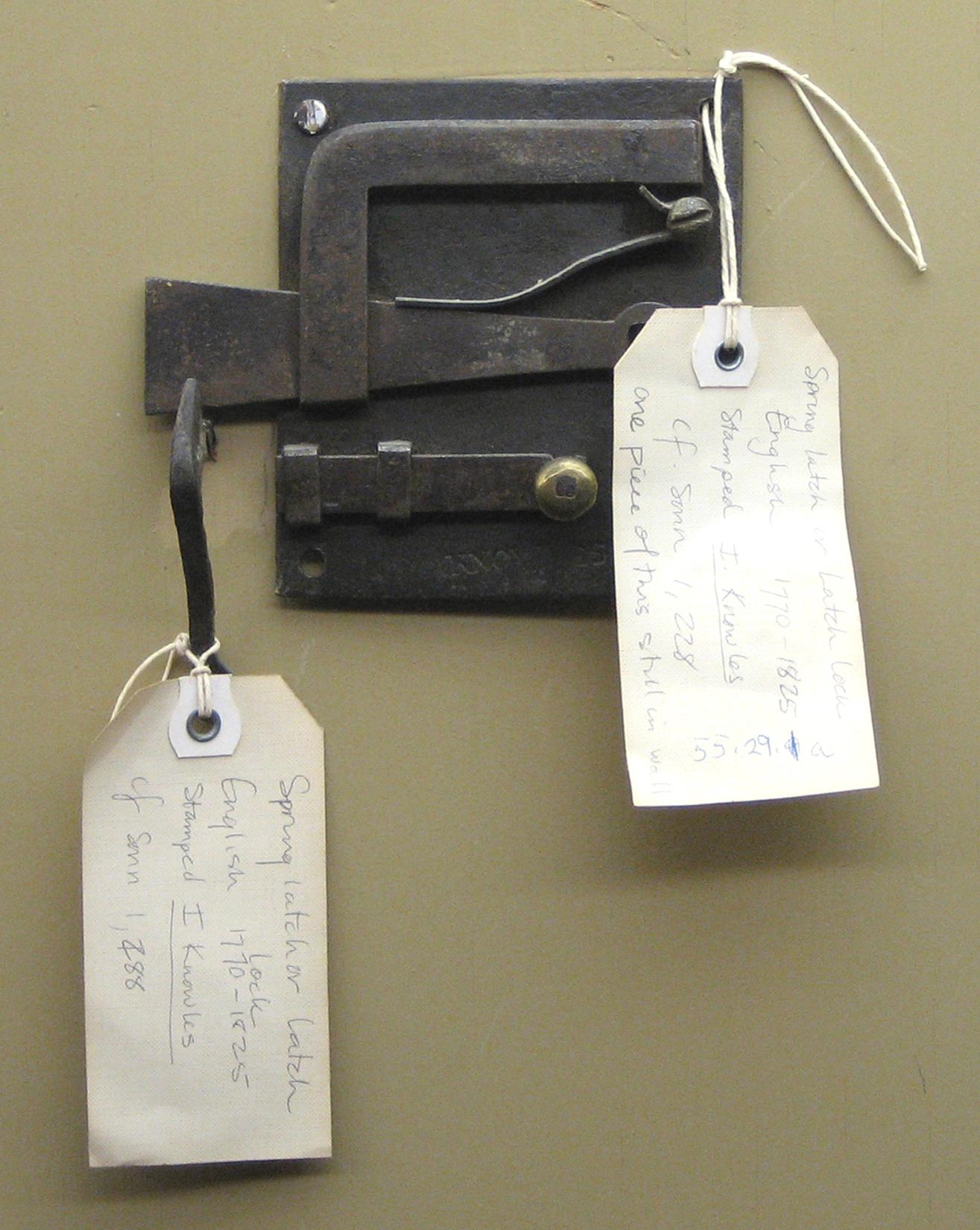 1955.0029.001 Door latch