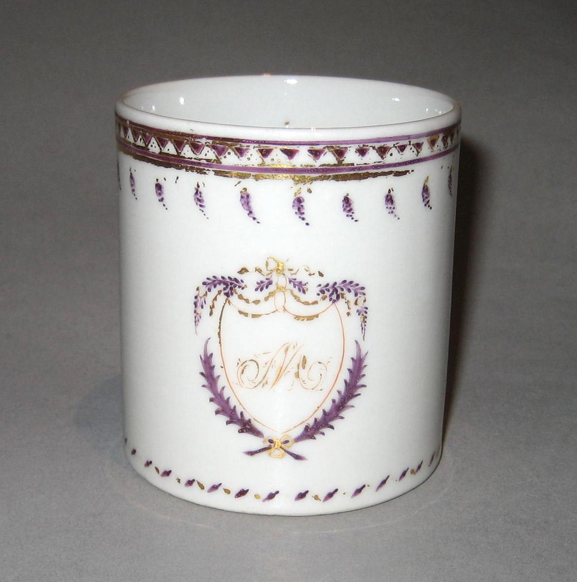 1961.0624.041 Porcelain Coffee Cup front
