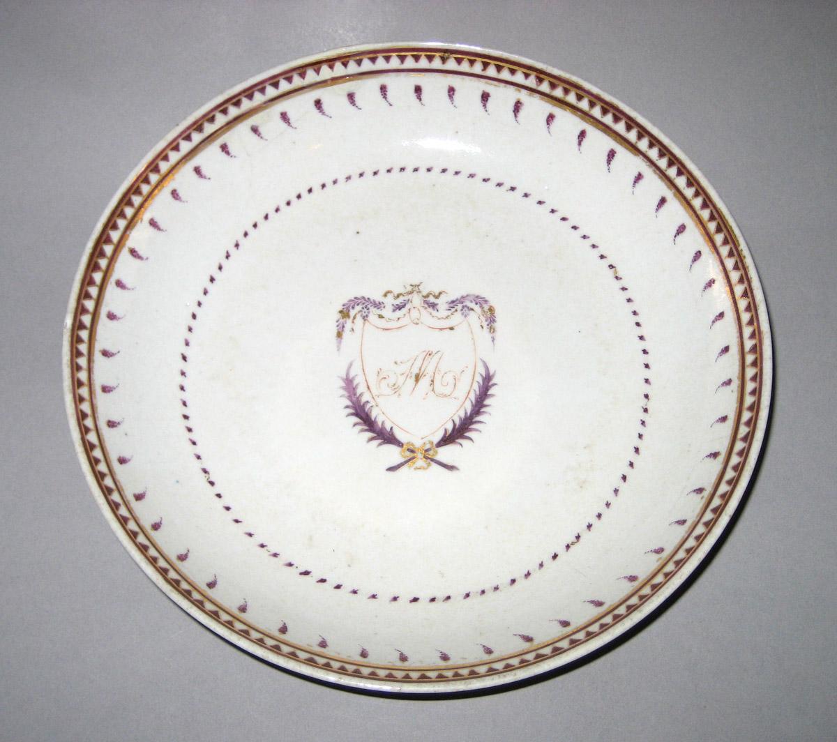 1961.0624.047 Dish