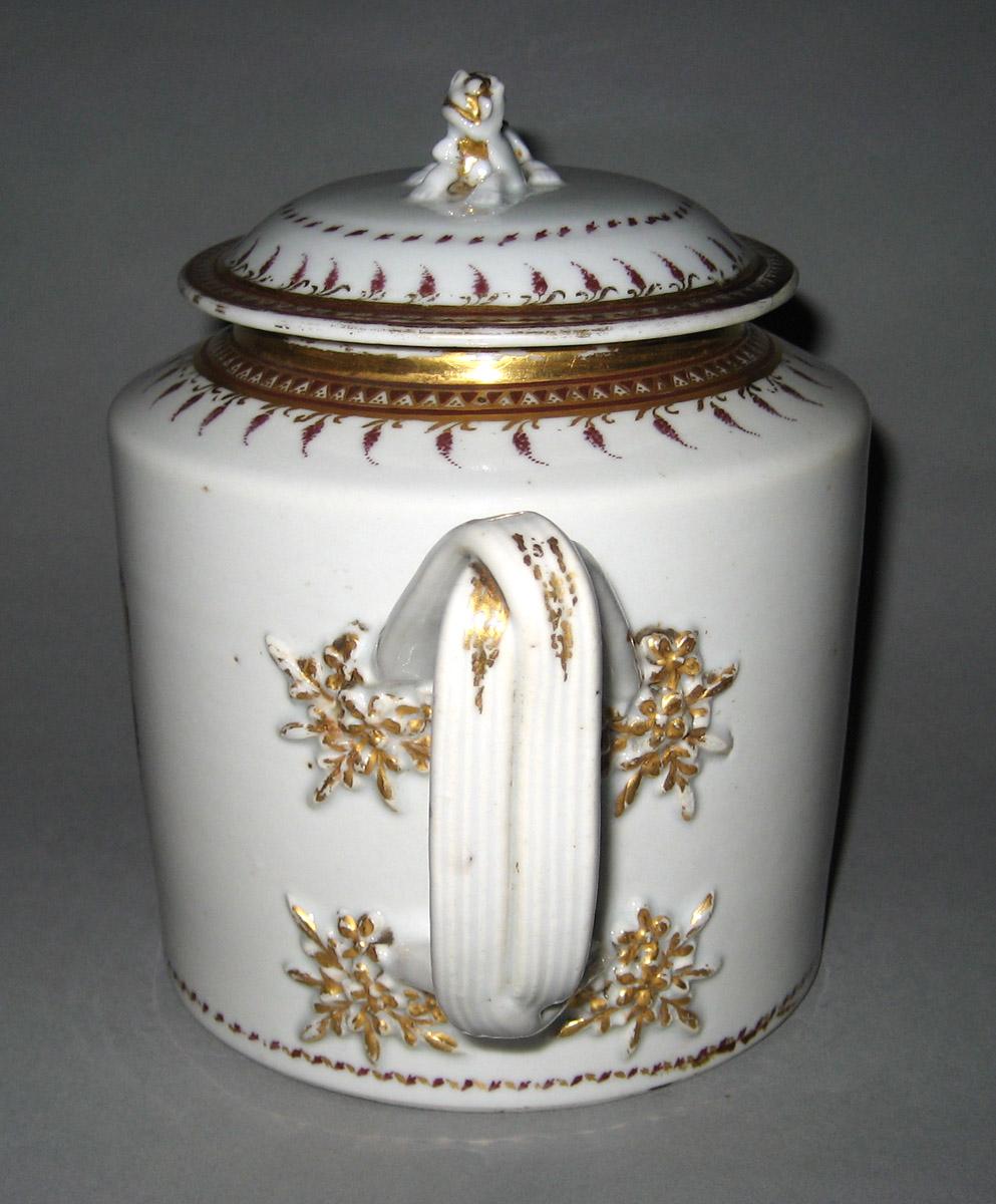 1961.0624.051 A, B Porcelain Teapot handle